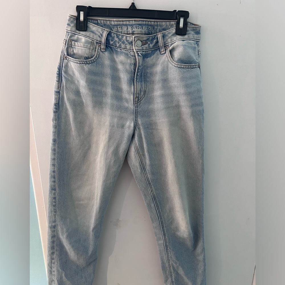 American Eagle Mom Jeans